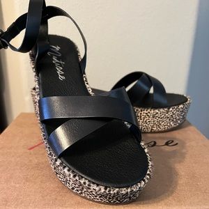 Matisse Sure Thing Sandals Size 7. NWT